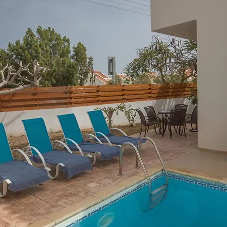 The Ultimate 5 Star Holiday In With Private Pool And Close To The Beach, 1308 *