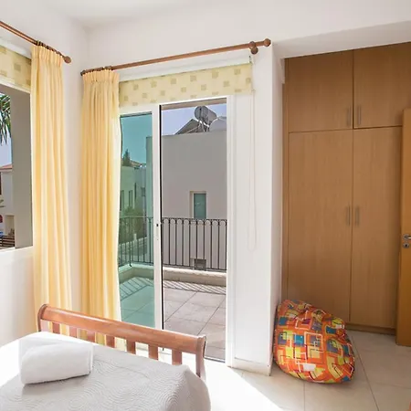The Ultimate 5 Star Holiday In With Private Pool&close To The Beach, 1308 Paralimni